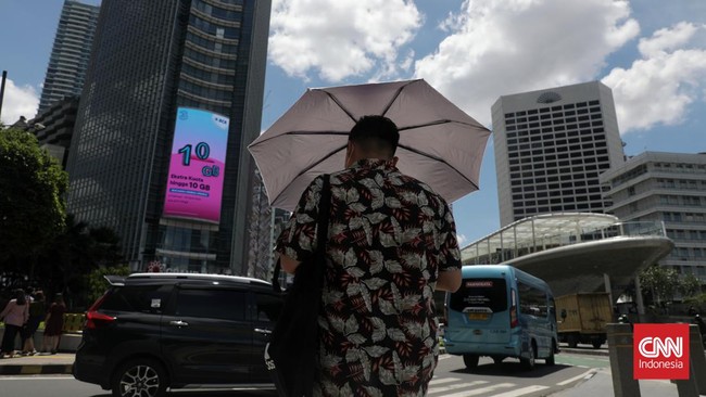 Mayoritas Jawa Diprediksi Selamat dari Panggangan UV Ekstrem Hari ini